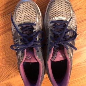 Women’s ASICS Sneakers size 11